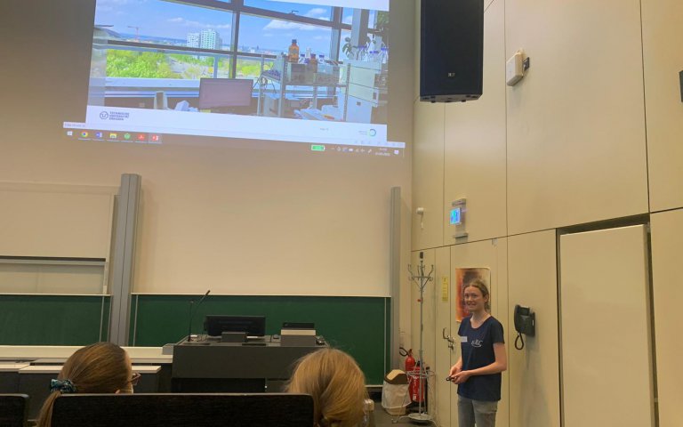 Waffelverkauf beim UniTag