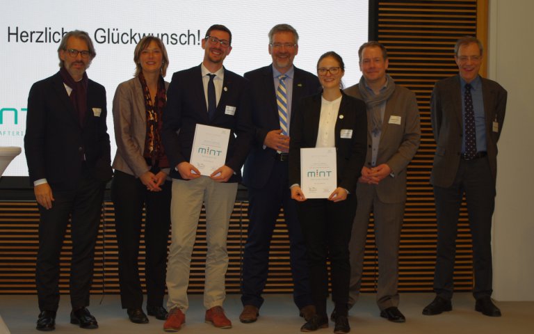 Ehrung der AG Junge LebensmittelchemikerInnen als MINT-Botschafter des Jahres 2017