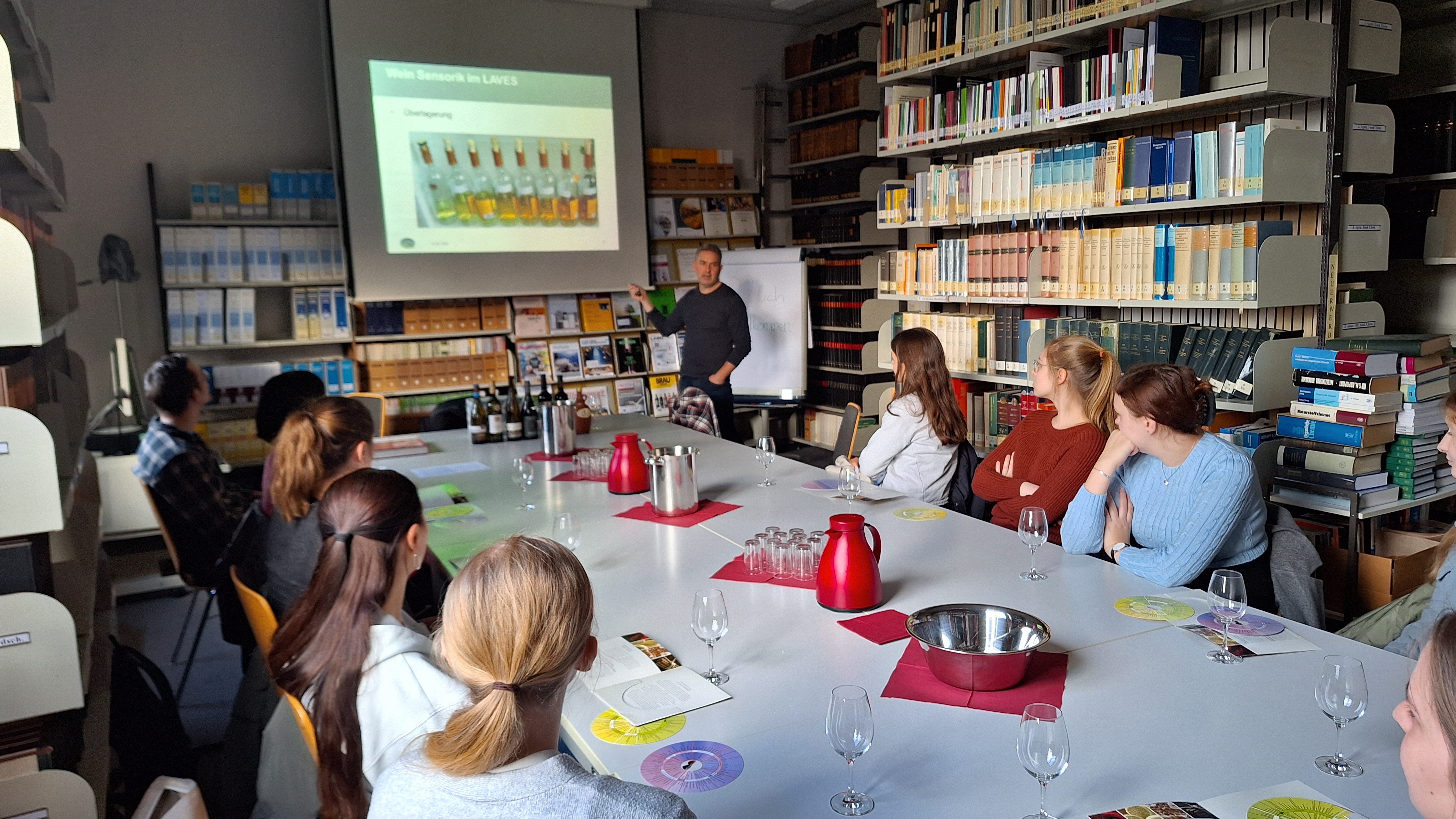 Weinseminar am Institut für Lebensmittelchemie Braunschweig